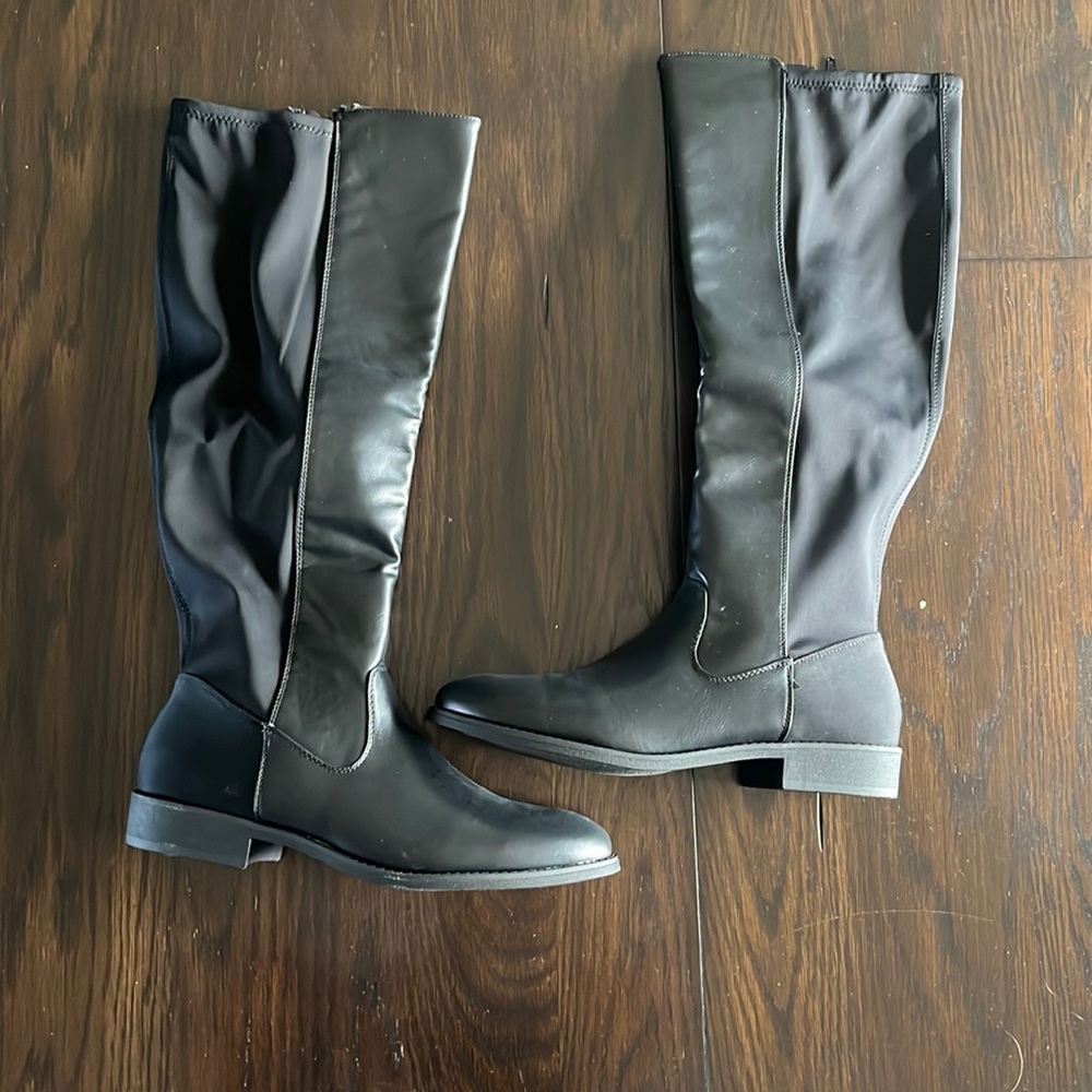 Riding boots